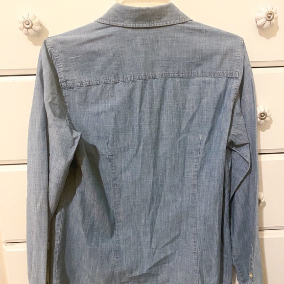 Vineyard Vines Button Up - Picture 2 of 4